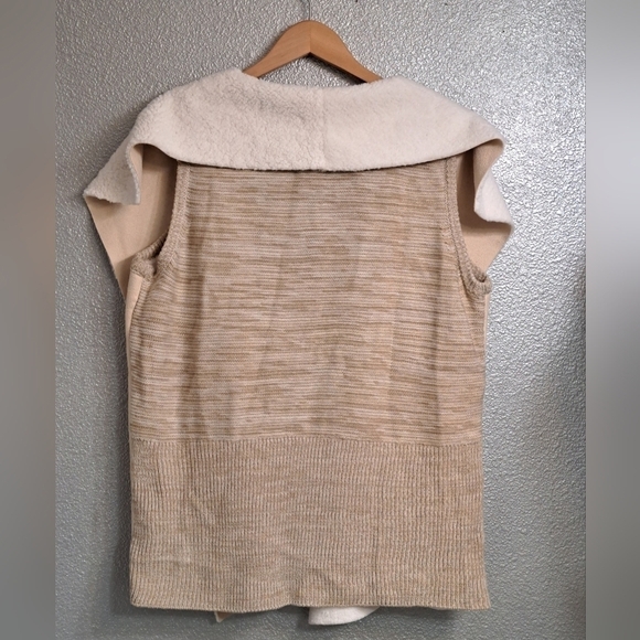 NWT Sienna Sage Faux Suede/Sherpa Sleeveless Open Vest Size 2X - Picture 2 of 10